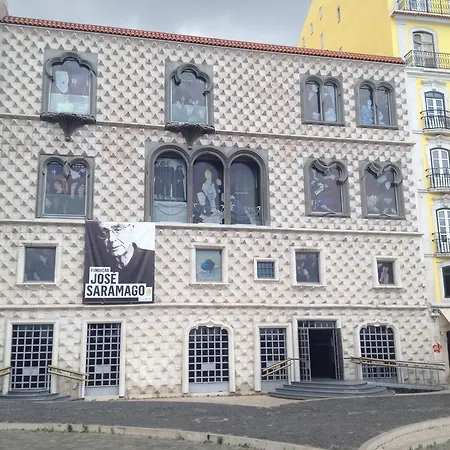 Downtown Piano Tuning House Лиссабон